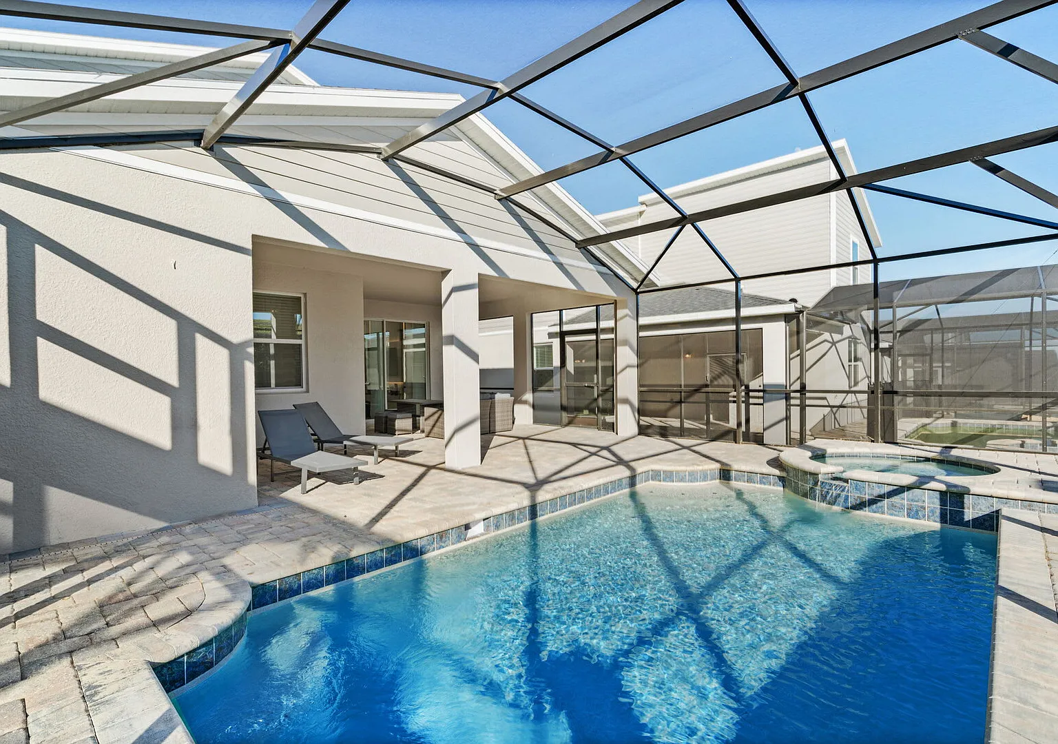 Amazing 6Bed Home in Solara, Fun for All — Photo 2