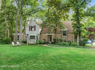 160 Lincolnwood Rd, Highland Park, IL 60035