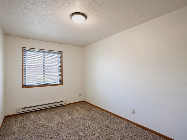 Fargo, ND Southview Village Apartments | Bedroom