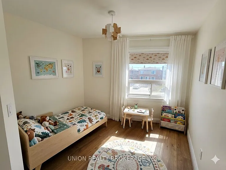 582 Danforth Rd — Photo 5