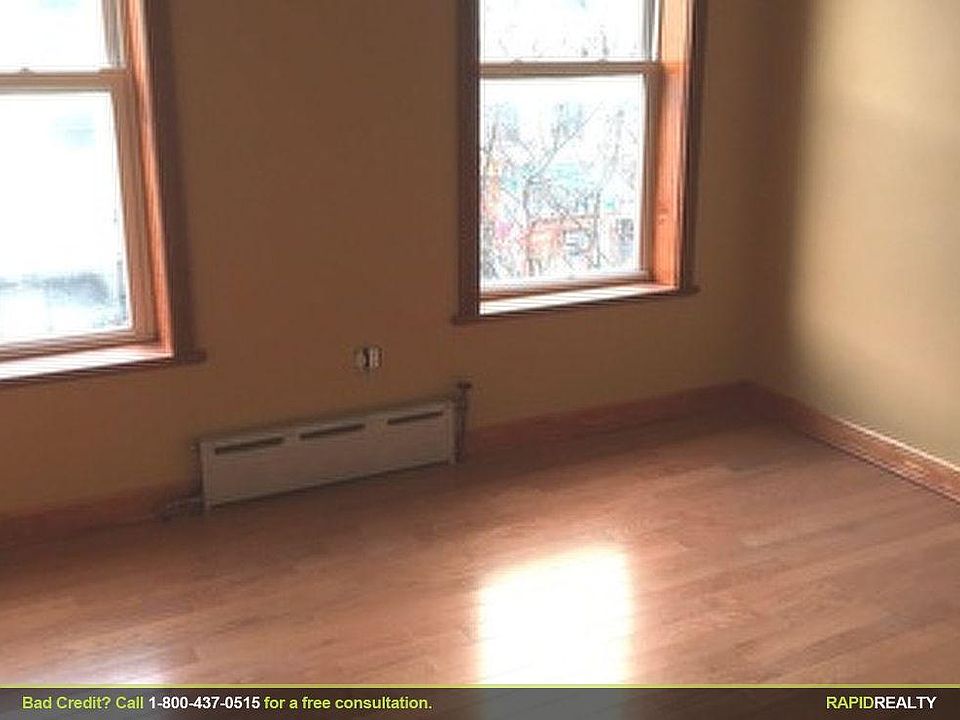 2nd image of 707 Avenue Y #2