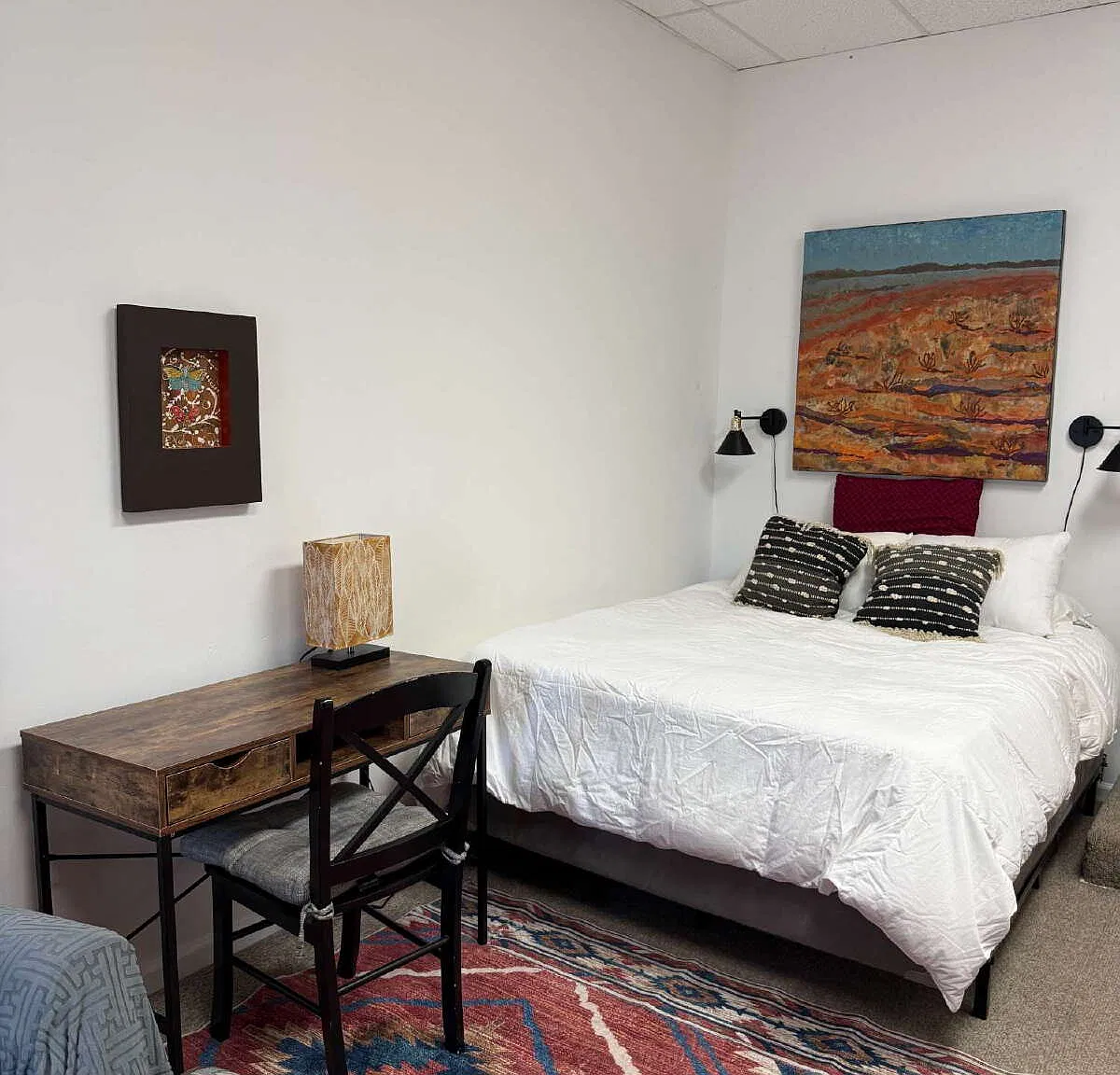 4 bed, 2.0 bath, 1900 sqft, $3,200 — Photo 3