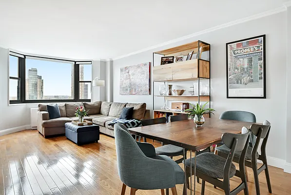 Sold by Compass | media 1