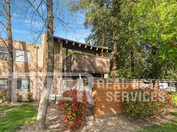 730 Woodside Ln E Unit 11, Sacramento, CA 95825