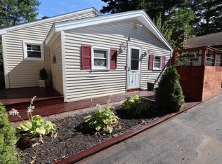 8 Maple St, Kingston, NH 03848