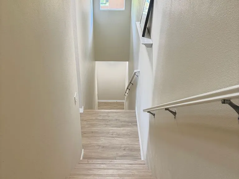 de Tolosa Ranch Apartments — Photo 81