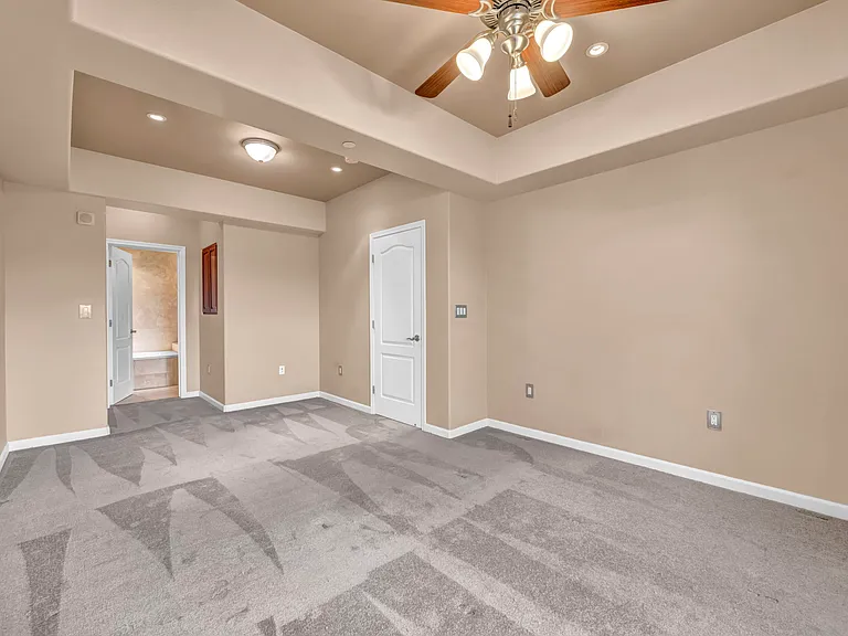 200 W 2nd St #412 — Photo 19