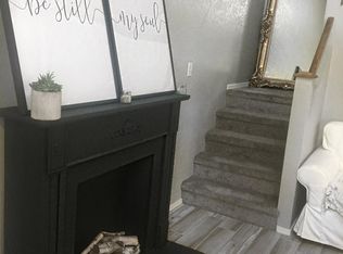 2209 Blueberry Ln, Springdale, AR 72762