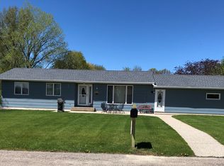 718 N Scandia St, Cyrus, MN 56323