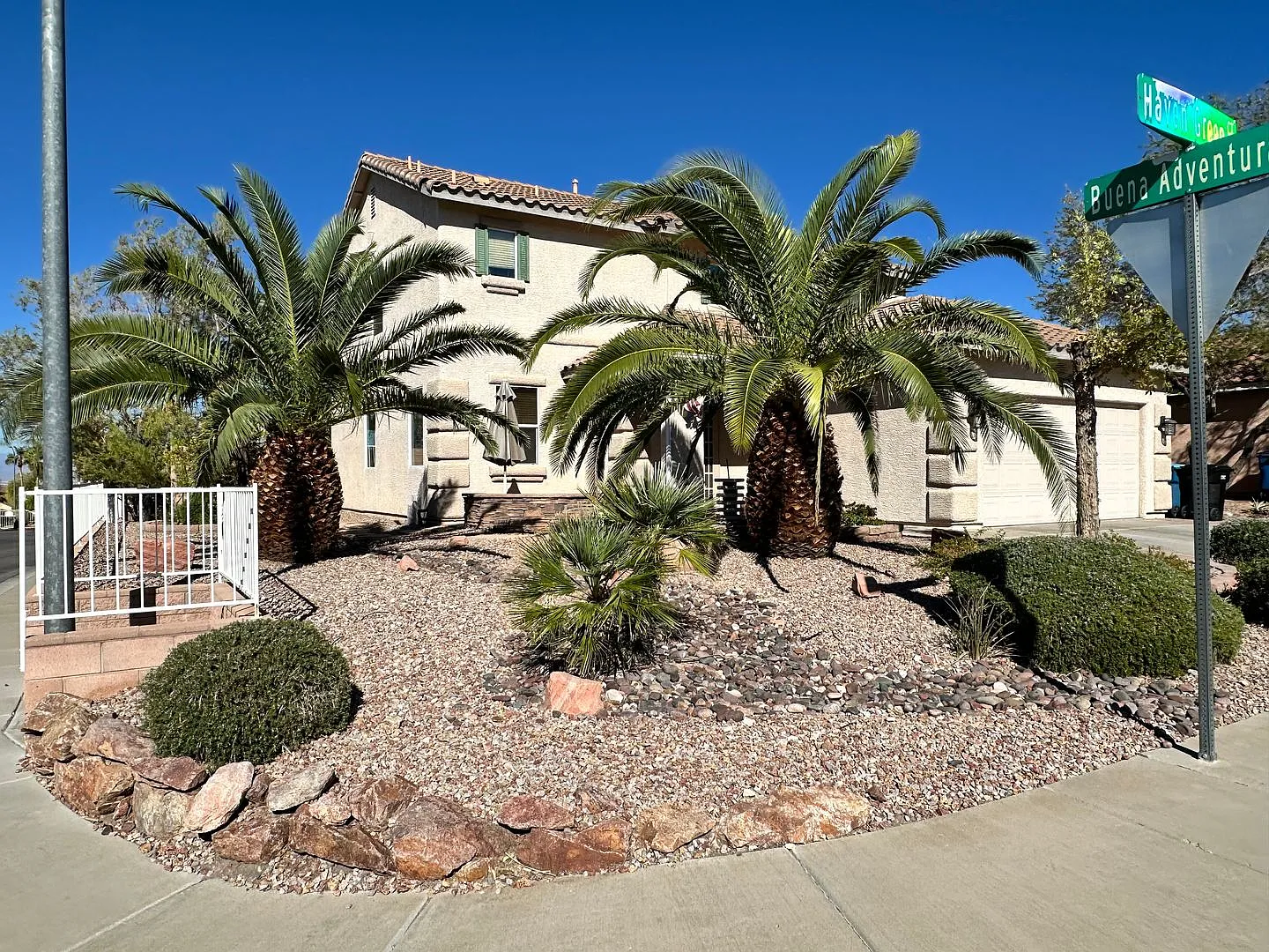 Furnished Home in Henderson — Photo 2