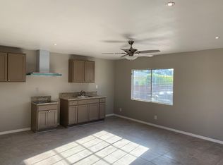 11627 1/2 Vieta Ave, Lynwood, CA 90262