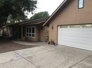 1529 Foothill Dr, Vista, CA 92084