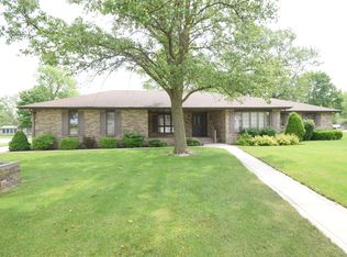 745 N Madison St, Rensselaer, IN 47978