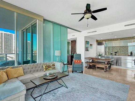 4th image of 1040 Biscayne Blvd APT 1506