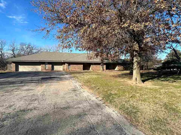 673 Ketch Creek Dr, Lawton, OK 73507