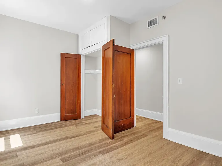 806 Elmwood Ave #2 — Photo 12