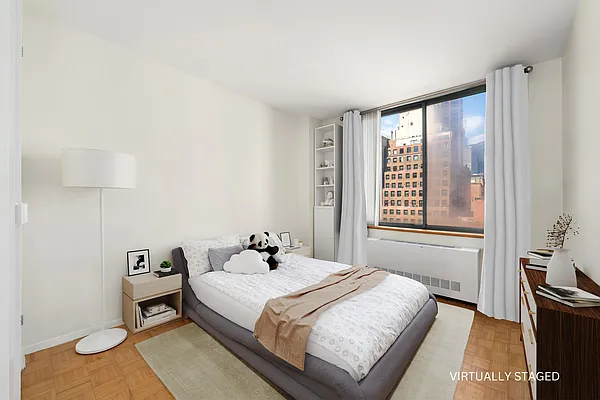 Sold by Douglas Elliman | media 14