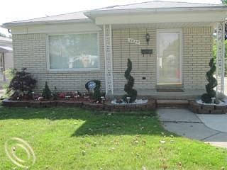 1st image of 6623 Kingsbury St