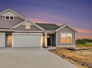 949 Scioto Dr NW #17, Comstock Park, MI 49321