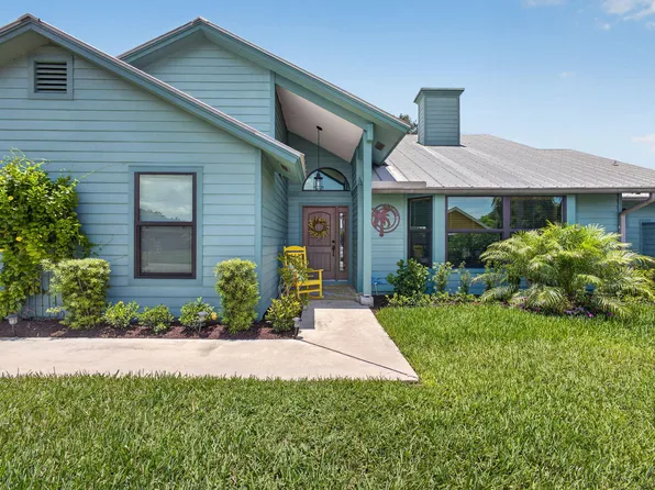 10705 SE Seabreeze Court, Hobe Sound, FL 33455
