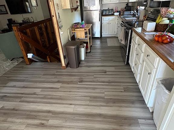 5th image of 11 Oceanside Ave W