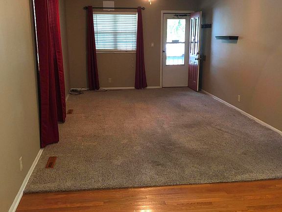 6AF51C05-A504-4011-A32C-8CD7510CA2A8