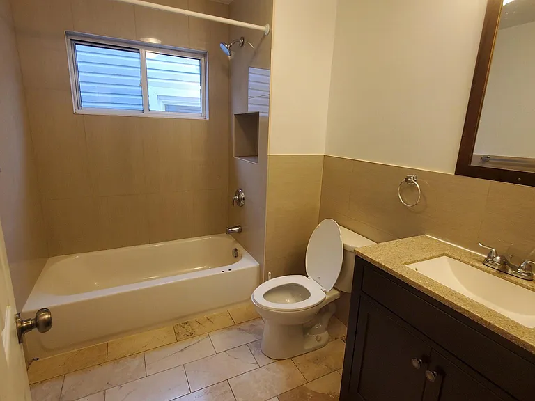 81 Summer Ave #3 — Photo 4