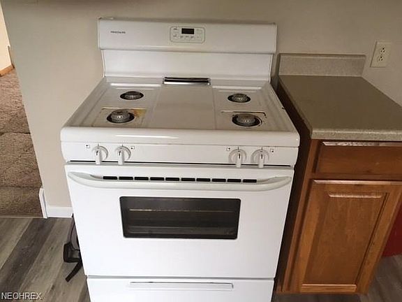 5th image of 419 Beechwood Dr