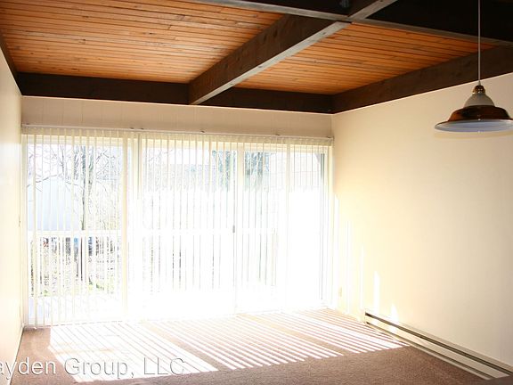 2nd image of 334 SE 4th Ave APT I