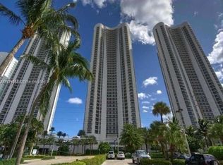 15901 Collins Ave, Sunny Isles Beach, FL 33160
