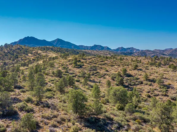 00xx Big Sky Drive -- #1C-1 and 1C-2, Peeples Valley, AZ 86332