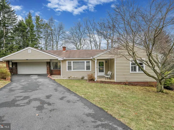 115 Mahantongo Dr, Pottsville, PA 17901