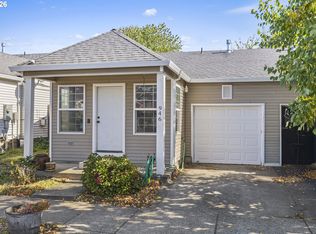 946 SW Junction Pl, Gresham, OR 97080