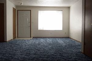 3rd image of 422 7th St S
