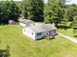 6985 Lakeview Dr, Hubbard Lake, MI 49747