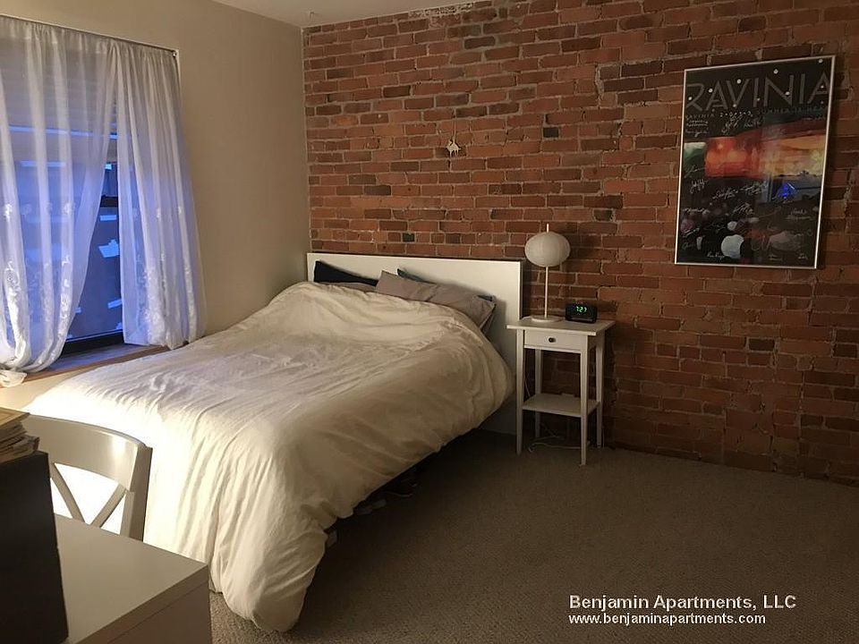 2nd image of 95 Gainsborough St APT 407L