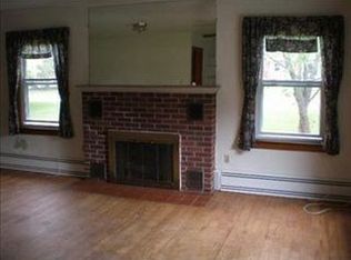 1705 Campbell St, Valparaiso, IN 46385