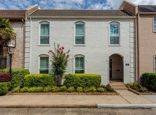 582 Trianon St, Houston, TX 77024