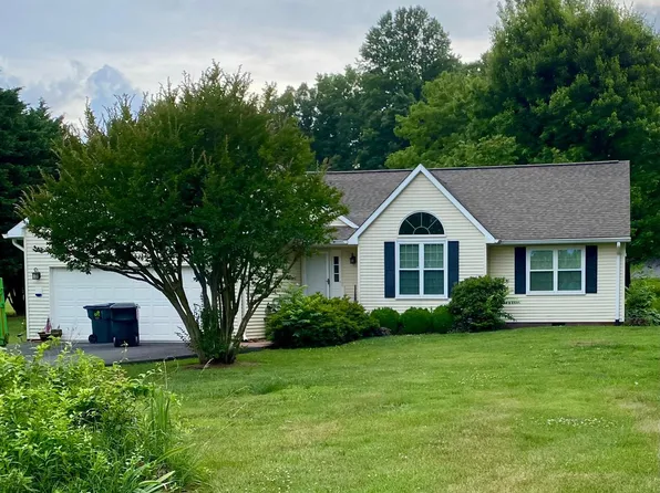 10608 Saint Pauls Rd, Bealeton, VA 22712