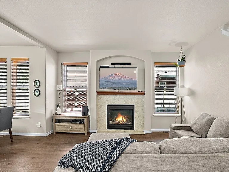 4706 Natalee Dr SE — Photo 5