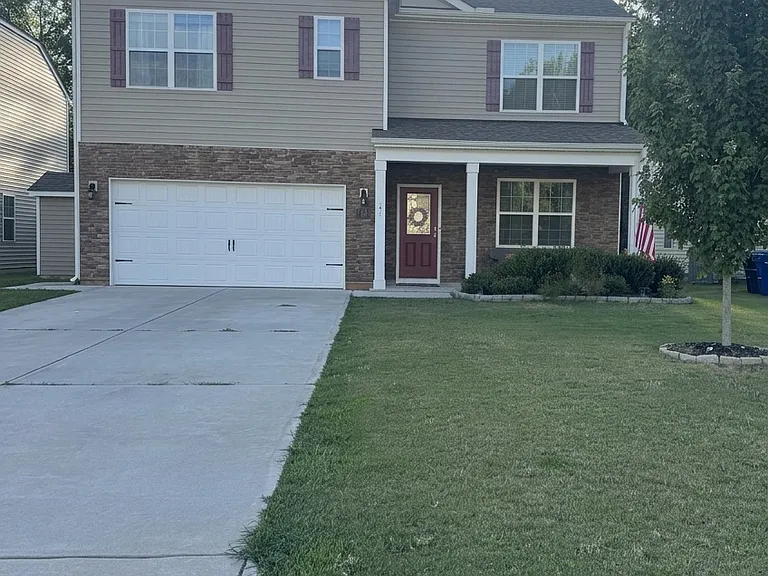 107 Pumpernickel Pl — Photo 1