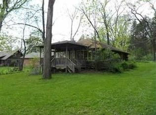 N4333 Park Dr, Cambridge, WI 53523