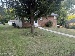 1108 Leconte Rd, Knoxville, TN 37914