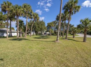 1098 George St, Sebastian, FL 32958