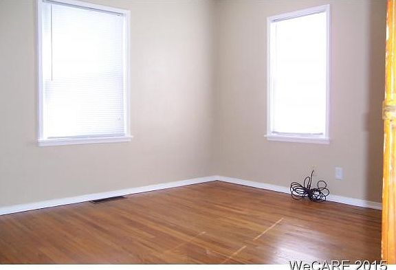 5th image of 670 W Ashton Ave