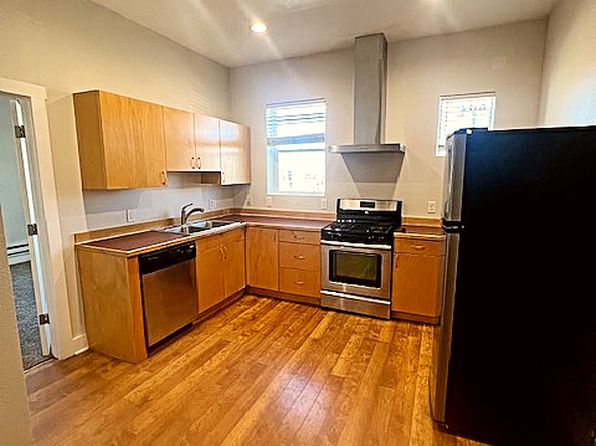 3100 N Downing St #B4