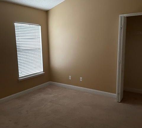 3rd image of 641 Grand Parke Dr