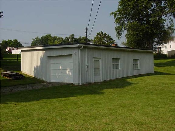 5th image of 178 Jefferson Dr