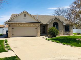 660 Pawnee Ct, Bourbonnais, IL 60914