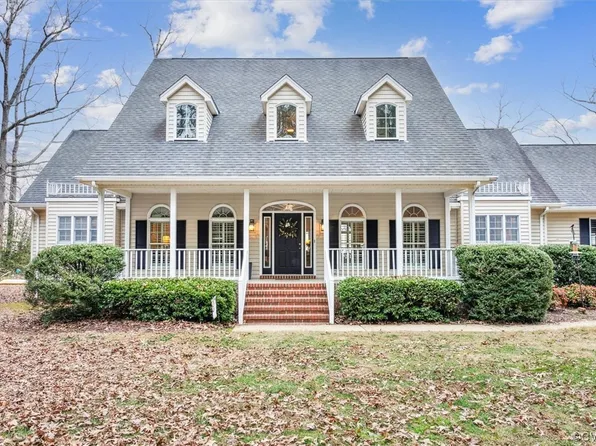 5255 Wakema Rd, West Point, VA 23181